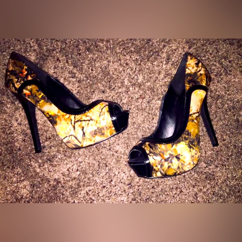 Heels size 7